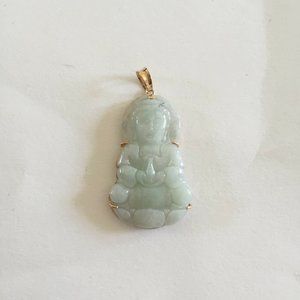 18k Gold Femal Jade Buddha Kwan yin Pendant